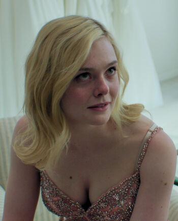 Full leaked Elle fanning private onlyfans photo