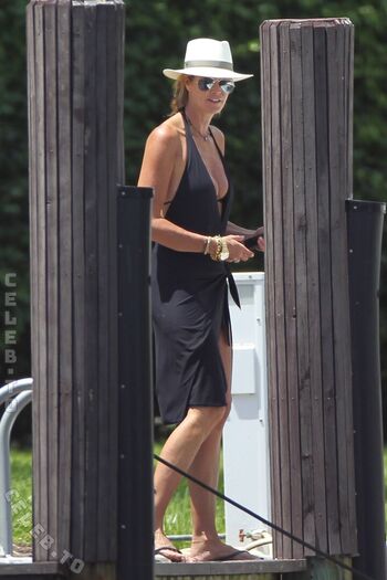 Full leaked Elle macpherson page private onlyfans photo