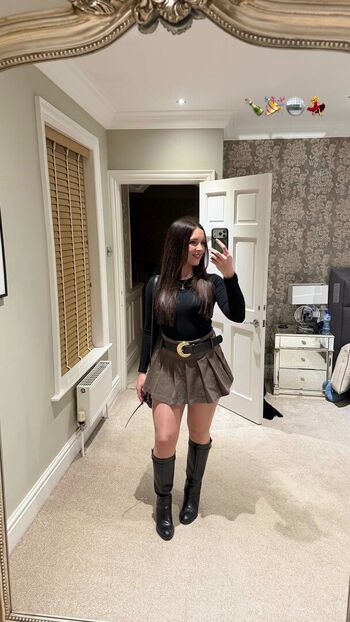 Full leaked Elle mulvaney private onlyfans photo