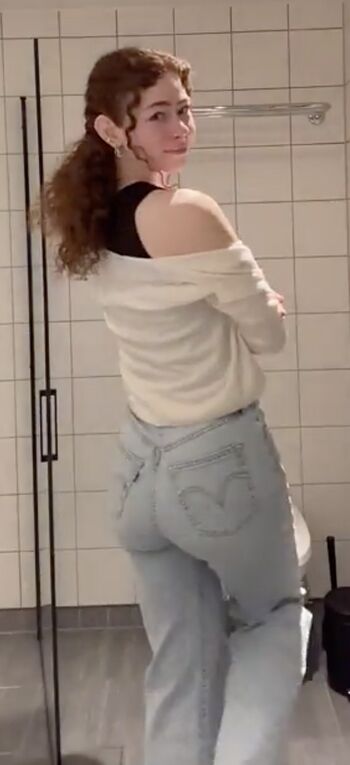 Full leaked Ellen aabol private onlyfans photo