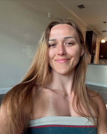 Full leaked Ellenvy private onlyfans photo