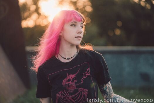 Full leaked Elleslove  page private onlyfans photo