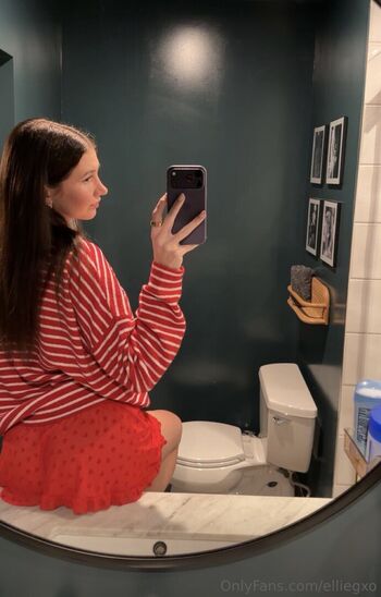 Full leaked Ellie vandeel  page private onlyfans photo