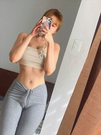 Full leaked Eloise winchel page private onlyfans photo