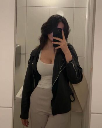 Full leaked Elysandra ali sadun private onlyfans photo