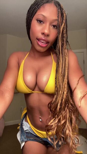 Full leaked Elyse private onlyfans photo