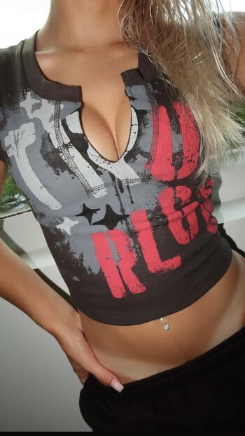 Full leaked Em marie private onlyfans photo