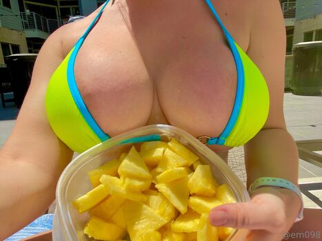 Full leaked Em private onlyfans photo