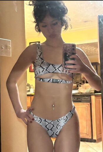 Full leaked Emaleah christou private onlyfans photo