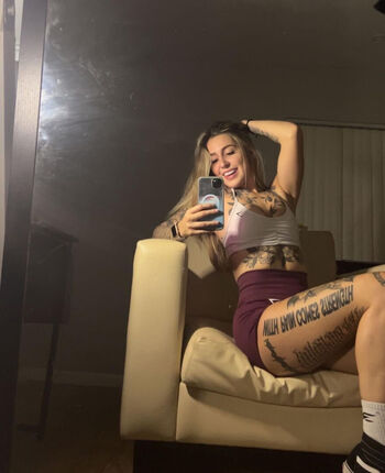 Full leaked Embap private onlyfans photo