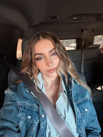 Full leaked Emelia hartford page private onlyfans photo