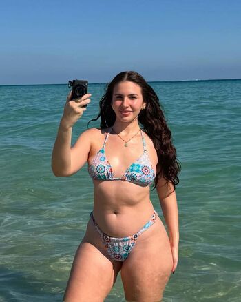 Full leaked Emely hernandez private onlyfans photo