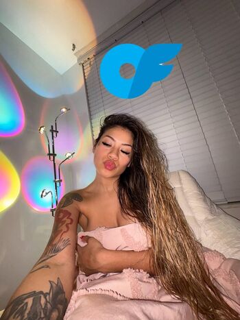 Full leaked Emi luna private onlyfans photo