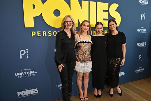 Full leaked Emilia clarke page private onlyfans photo