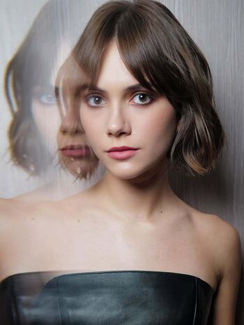 Full leaked Emilia jones private onlyfans photo