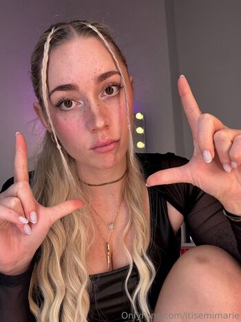 Full leaked Emilia marie private onlyfans photo