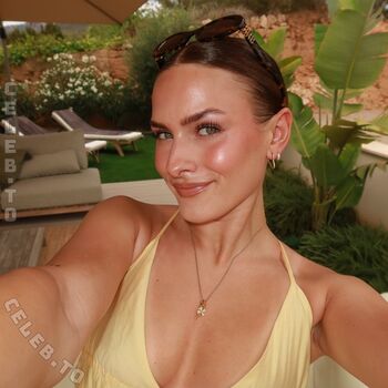 Full leaked Emilia peter private onlyfans photo