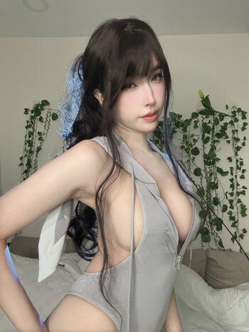 Full leaked Emiliabear private onlyfans photo