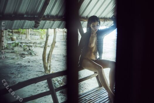 Full leaked Emilie payet page private onlyfans photo