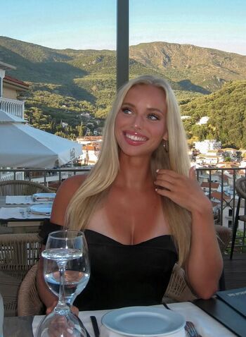 Full leaked Emilie schoennemann private onlyfans photo