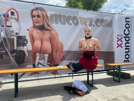 Full leaked Emily addams private onlyfans photo