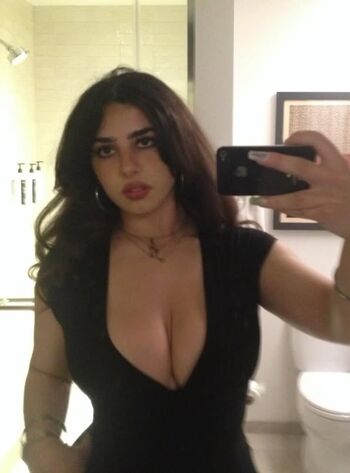 Full leaked Emily alfay private onlyfans photo