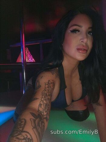 Full leaked Emily banfield private onlyfans photo