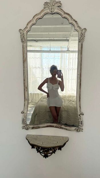 Full leaked Emily dobson private onlyfans photo