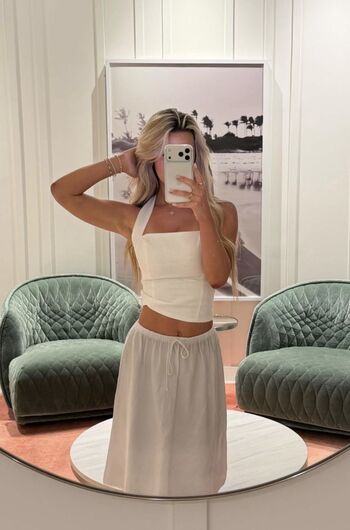 Full leaked Emily elizabth  page private onlyfans photo