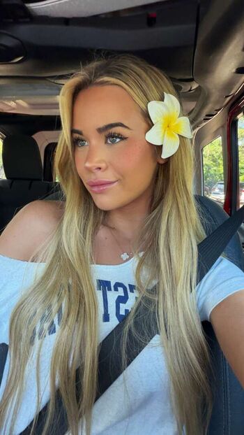 Full leaked Emily elizabeth  page private onlyfans photo