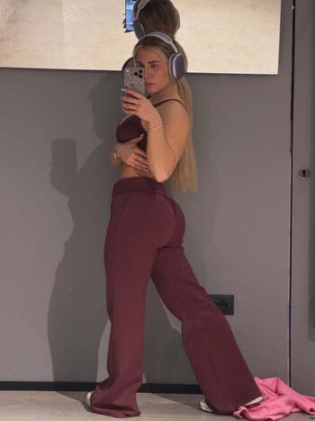 Full leaked Emily gervasio private onlyfans photo