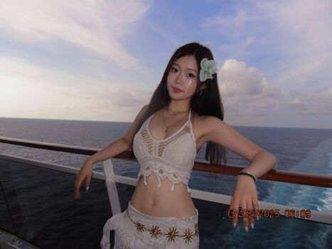 Full leaked Emily hung page private onlyfans photo