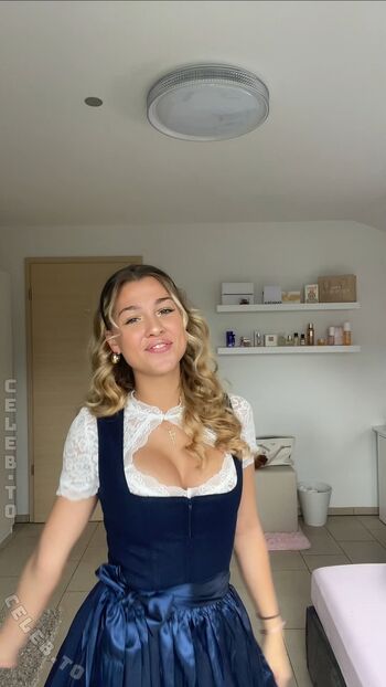 Full leaked Emily maurer private onlyfans photo