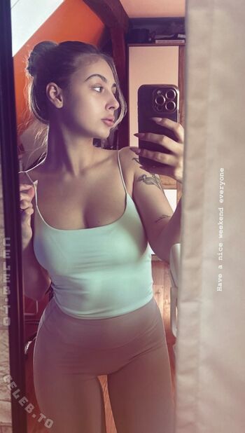 Full leaked Emily mhl private onlyfans photo