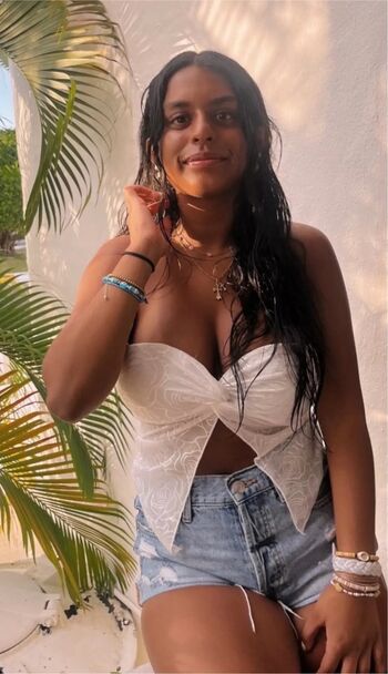 Full leaked Emily santttt private onlyfans photo