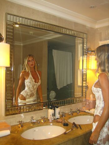 Full leaked Emily venz page private onlyfans photo