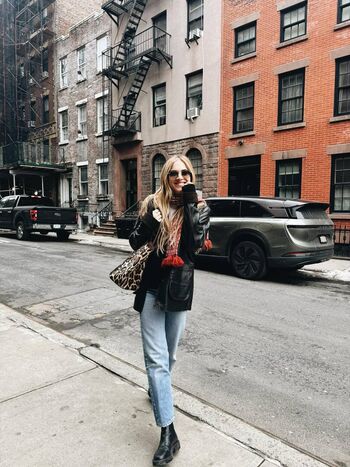 Full leaked Emily wickersham private onlyfans photo