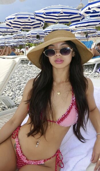 Full leaked Emilyannlau private onlyfans photo