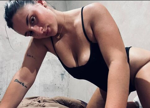 Full leaked Emilycalvano private onlyfans photo