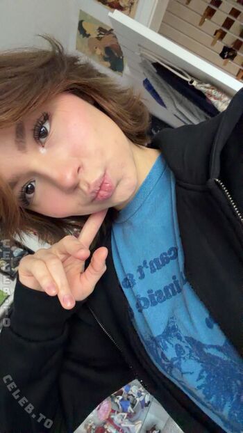 Full leaked Emilyynl private onlyfans photo