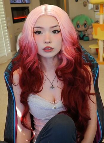 Full leaked Emiru  page private onlyfans photo