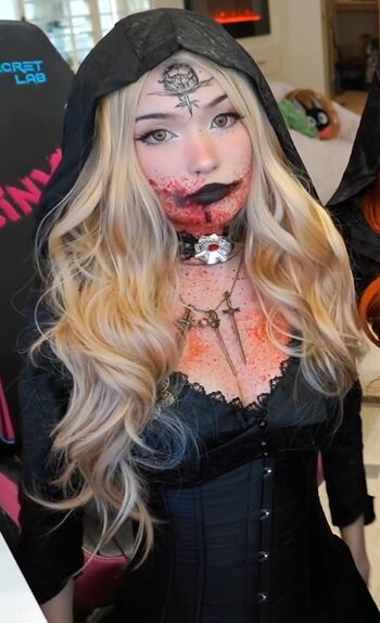 Full leaked Emiru  page private onlyfans photo