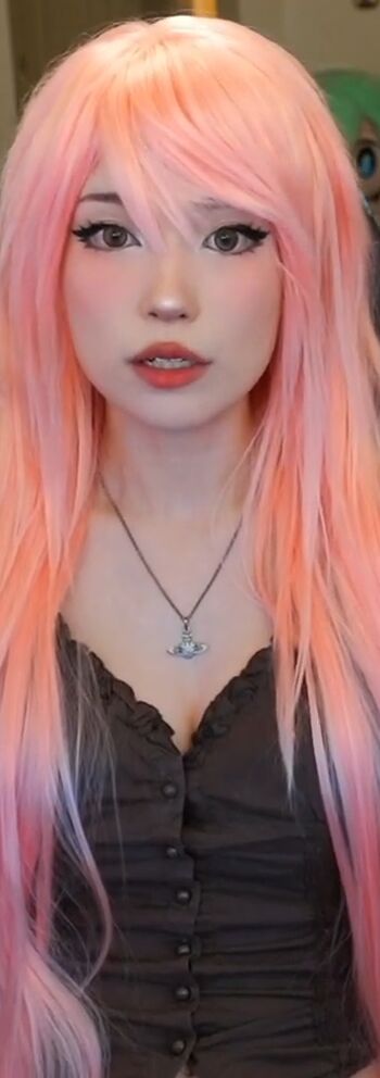 Full leaked Emiru  page private onlyfans photo