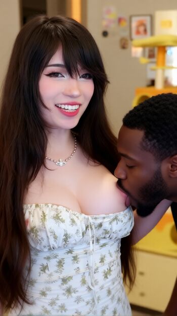 Full leaked Emiru  page private onlyfans photo