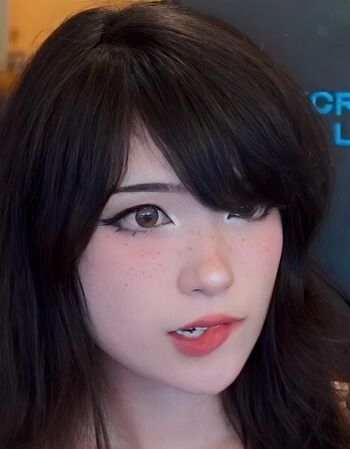 Full leaked Emiru private onlyfans photo