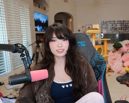 Full leaked Emiru private onlyfans photo