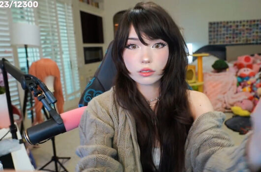 Full leaked Emiru private onlyfans photo
