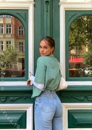 Full leaked Emma aurora private onlyfans photo