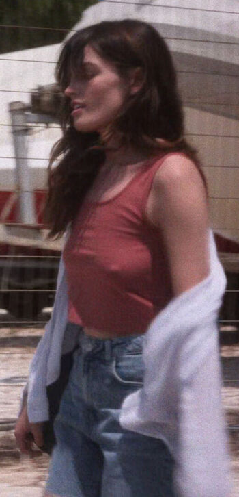 Full leaked Emma mackey private onlyfans photo