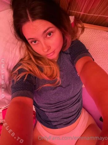 Full leaked Emma may  page private onlyfans photo